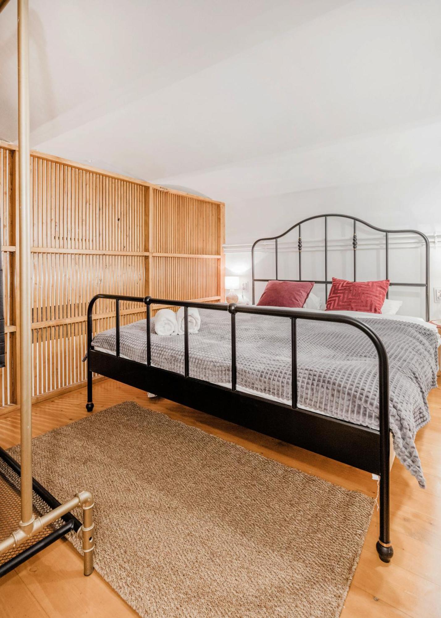 Wellness Wonderland: Garden, Sauna, Jacuzzi In Cbd Budapeste Exterior foto