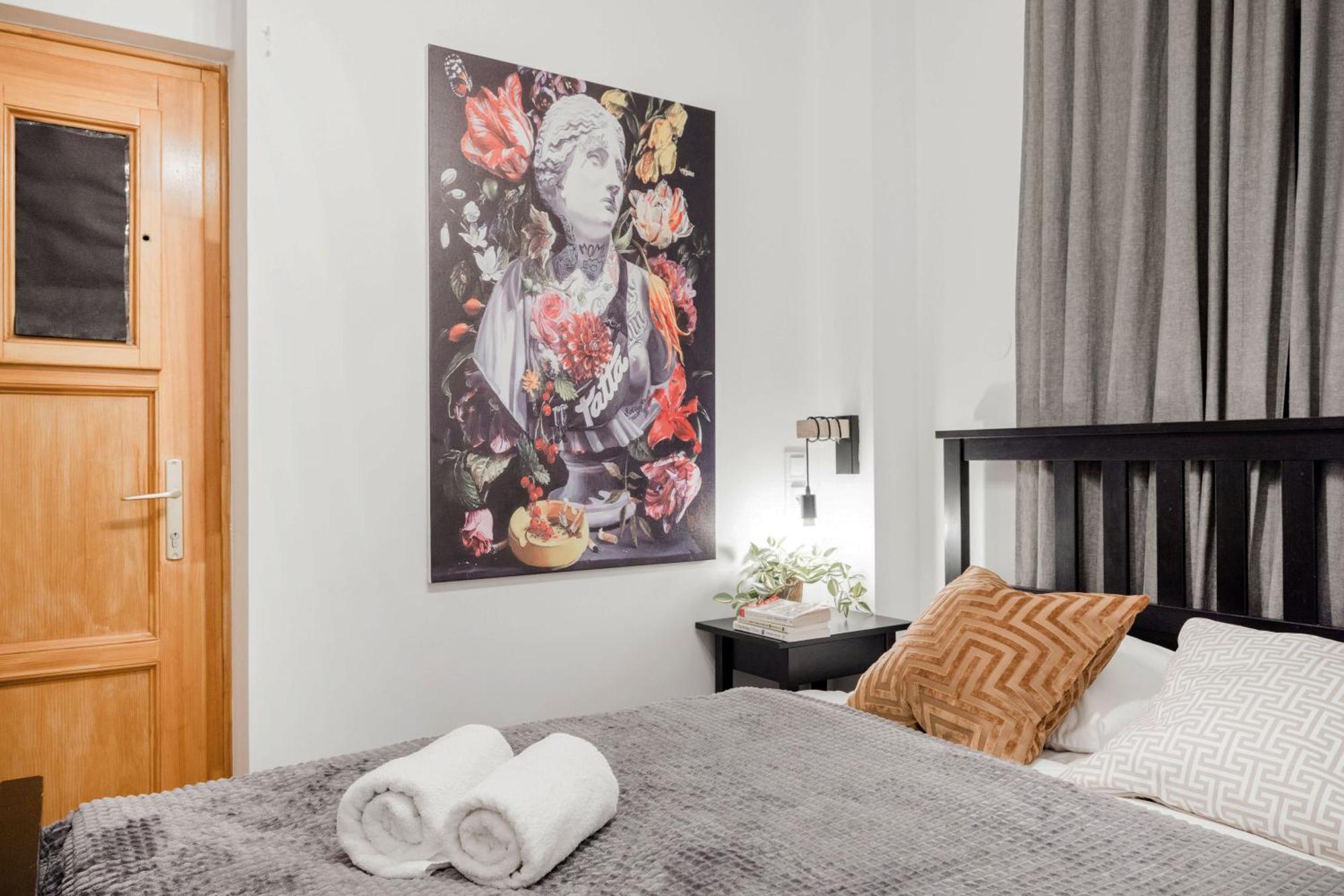 Wellness Wonderland: Garden, Sauna, Jacuzzi In Cbd Budapeste Exterior foto